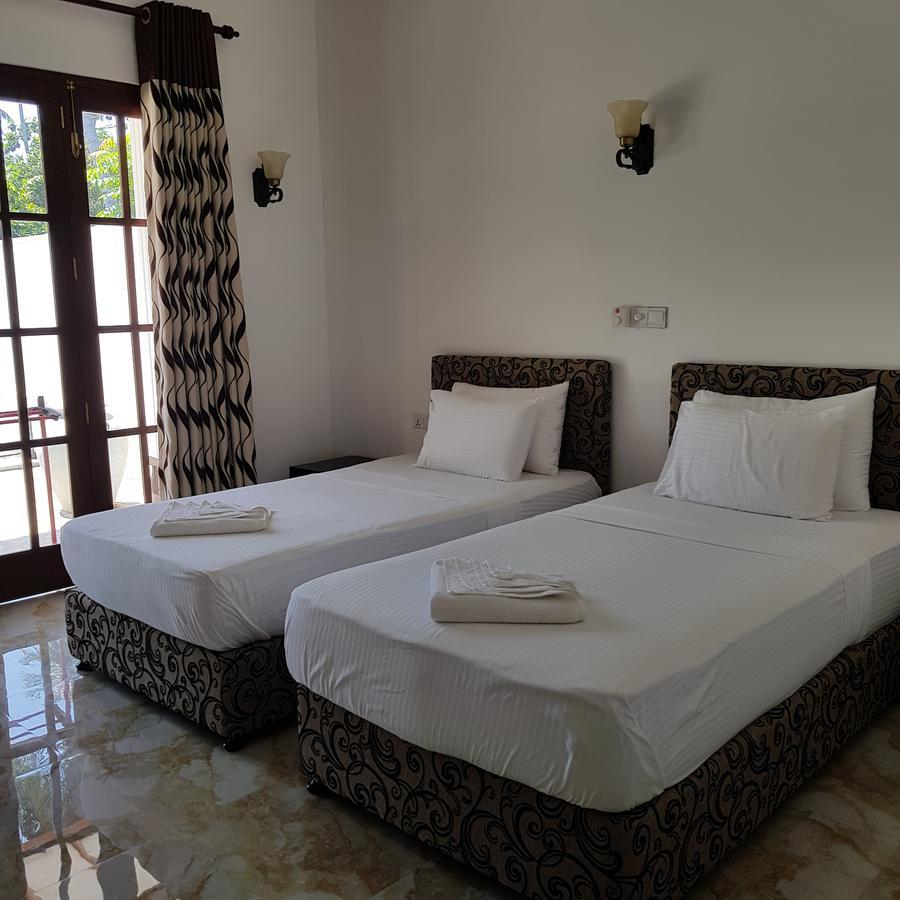 Sithi Villa Hikkaduwa Exterior photo